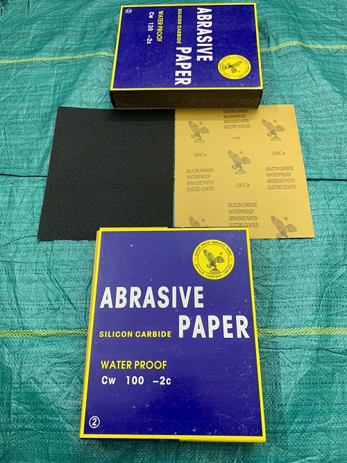 Giấy giáp thô P100 Đại Bàng, kích thước 230mmx280mm, màu đen