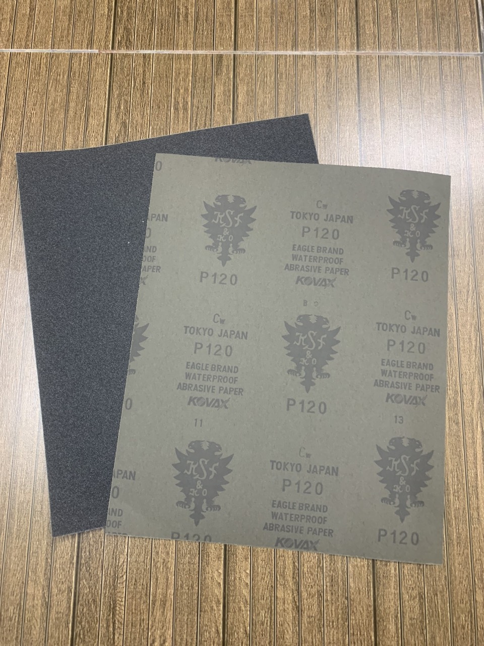 Giấy giáp Kovax P120 Nhật Bản kích thước 9''x11'' màu đen chịu nước