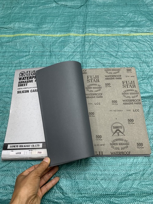 Giấy giáp tờ Fujistar Sankyo, độ nhám P500, kích thước 9'x11'', màu đen