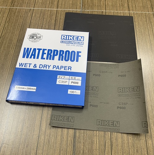 Giấy nhám chịu nước P400, hãng Riken, mã CP35, kích thước 9''x11''