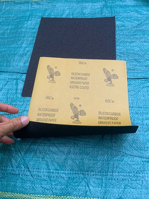 Giấy nhám chịu nước P80, hãng Đại Bàng, kích thước 230mmx280mm