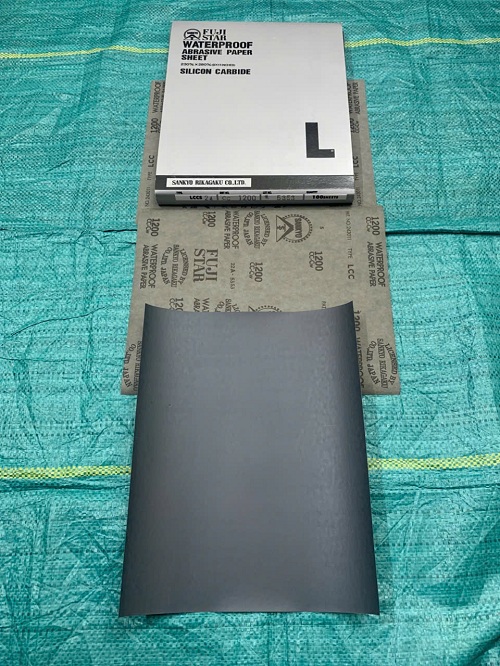 Giấy nhám mịn, độ nhám P1200, hãng Sankyo Fujistar, kích thước 9'x11'