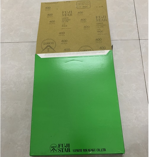 Giấy nhám Sankyo Fujistar, mã DCC, Made in jpan, kích thước 230mmx280mm