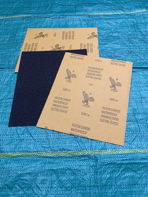 Giấy nhám thô, độ nhám P100, hãng Đại Bàng, kích thước 9''x11''