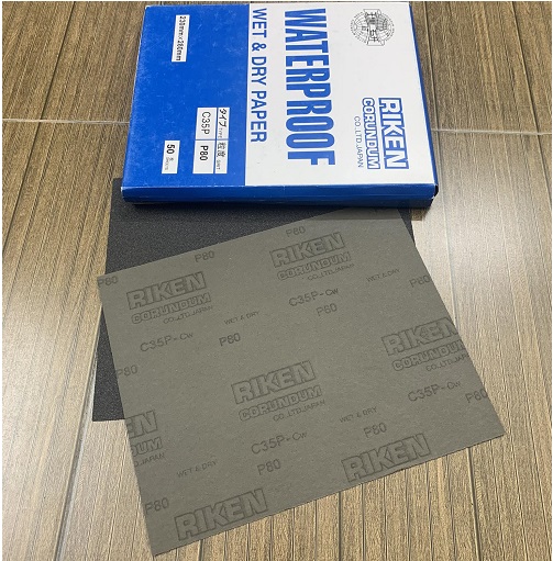 Giấy nhám thô nhất P80 Riken CP35, kích thước 230mmx280mm