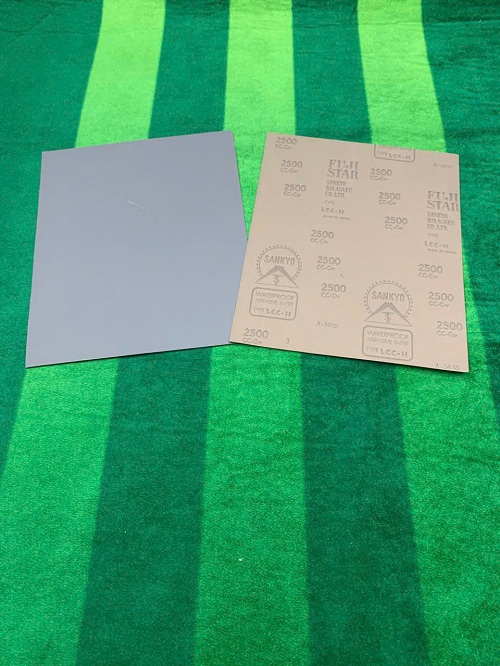 Giấy nhám tờ siêu mịn P2500 Sankyo Fujistar, kích thước 23cmx28cm