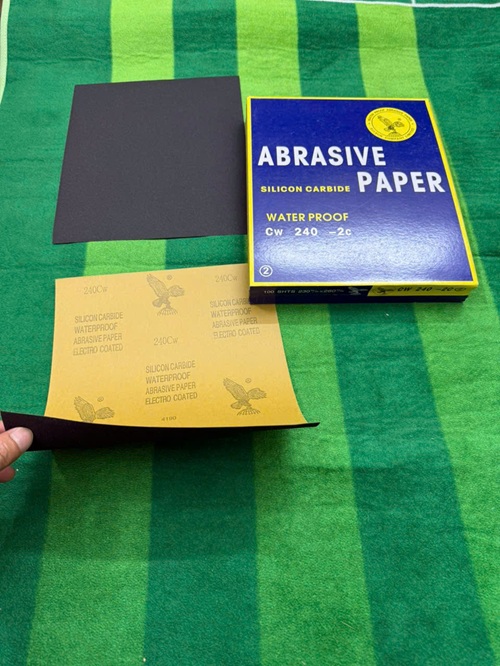 Giấy ráp thô #240 Đại Bàng, mã Cw - 2C, kích thước 230mmx280mm