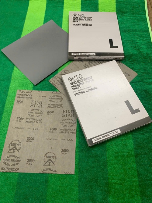 Giấy ráp Nhật Bản P2000, hãng Sankyo Fujistar, kích thước 230mmx280mm