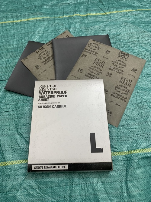 Giấy ráp thái đen P320 Fujistar Sankyo, kích thước 230mmx280mm