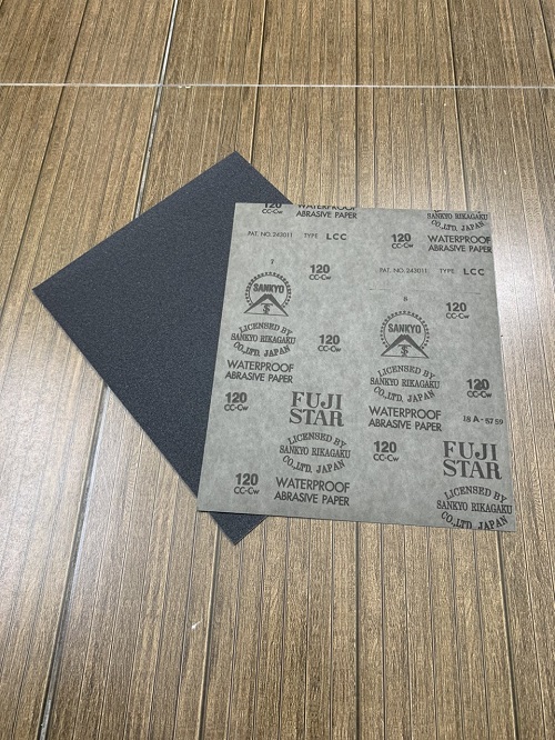 Giấy nhám thô độ hạt P120 Fujistar Sankyo, kích thước 230mmx280mm