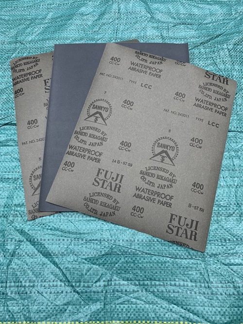 Giấy ráp thô P400 Fujistar Sankyo, kích thước 230mmx280mm, chịu nước