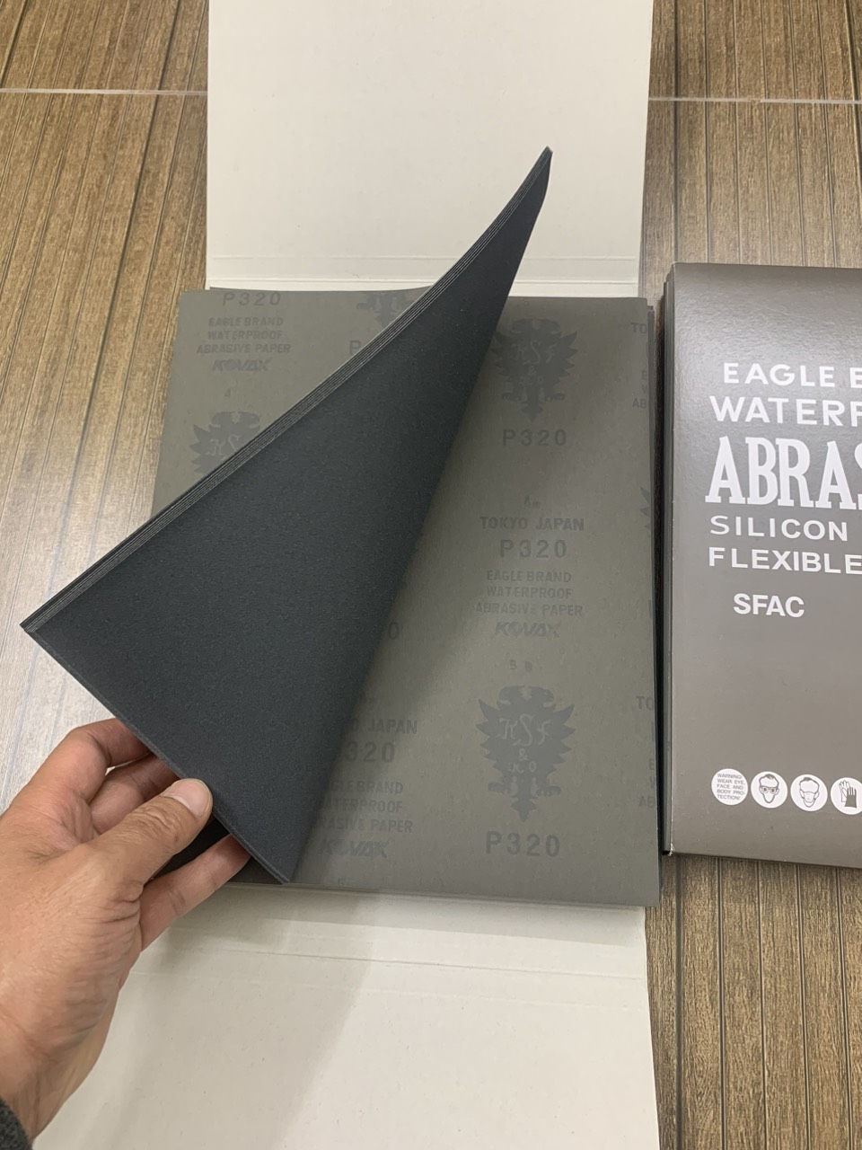 Giấy ráp tờ Kovax Tokyo Japan độ nhám P320 kích thước 230mmx280mm