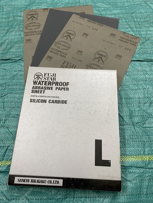 Toàn quốc bán giấy nhám thô độ hạt #280 Fujistar, kích thước 9''x11''