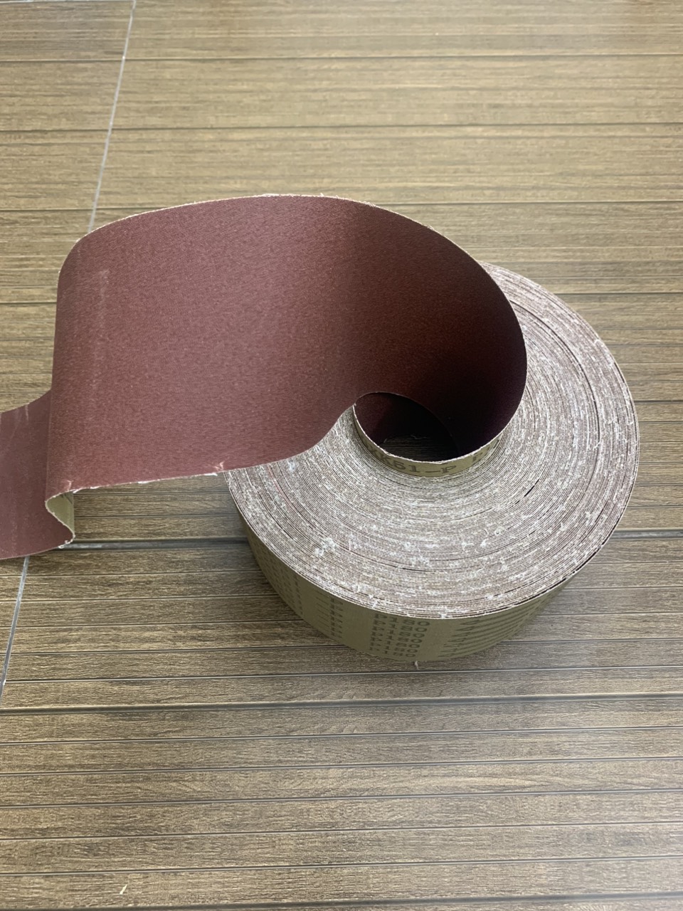 Cấu tạo vải ráp, giấy ráp