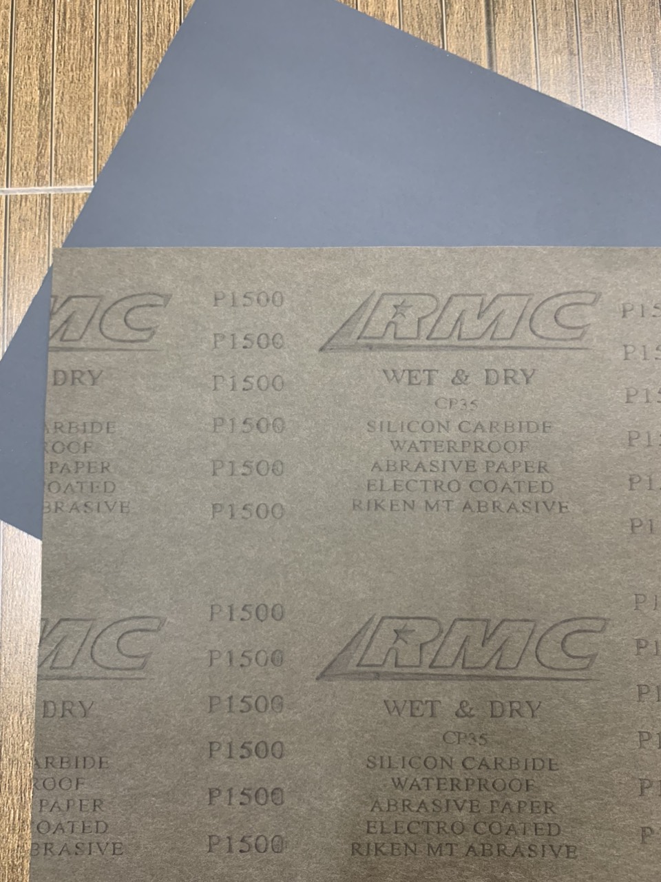 Nhám tờ RMC CP35