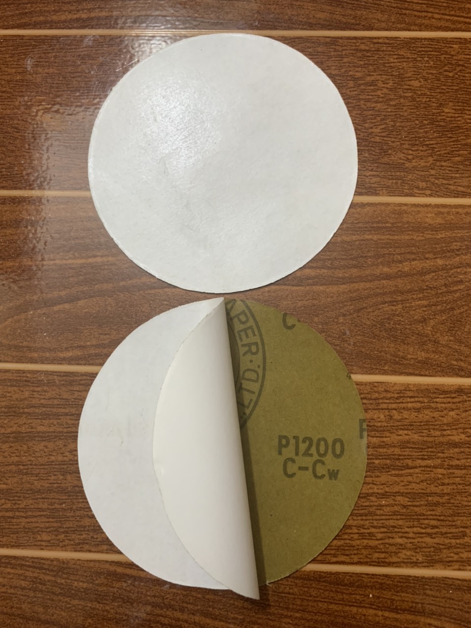 Giấy nhám tròn Nikken