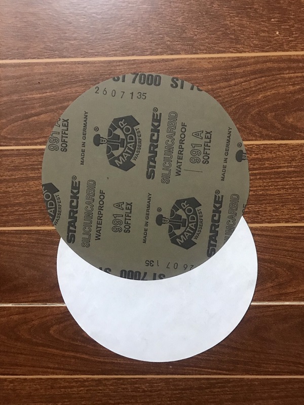 Giấy ráp tròn phi 200mm