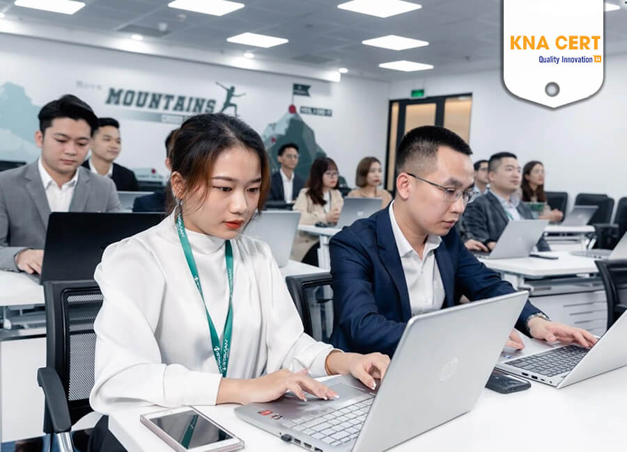 Để hoàn thiện QMS cần có sự tham gia của tất cả mọi người trong doanh nghiệp