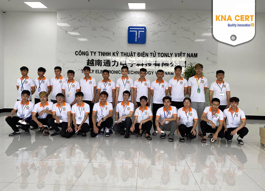 Đội ngũ nhân viên đầy kinh nhiệm của Công ty TNHH Kỹ thuật Điện tử TONLY Việt Nam