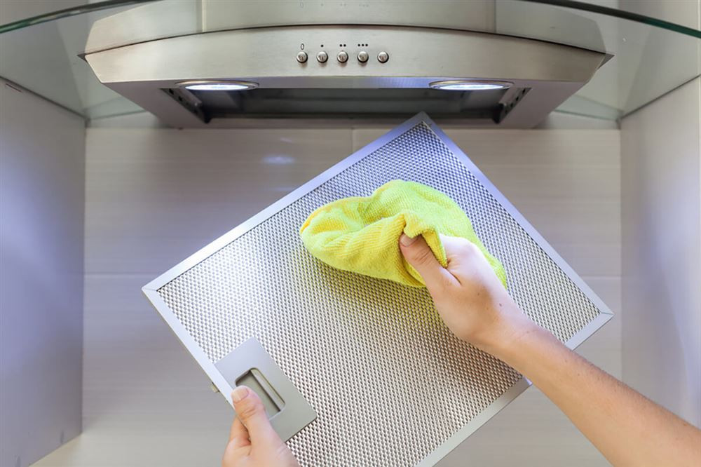 VỆ SINH TẤM LƯỚI LỌC MÁY HÚT MÙI NHƯ THẾ NÀO TỐT NHẤT ?