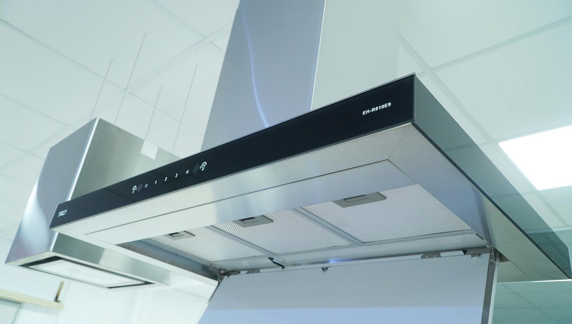 Máy Hút Mùi CHEFS EH-R810E9