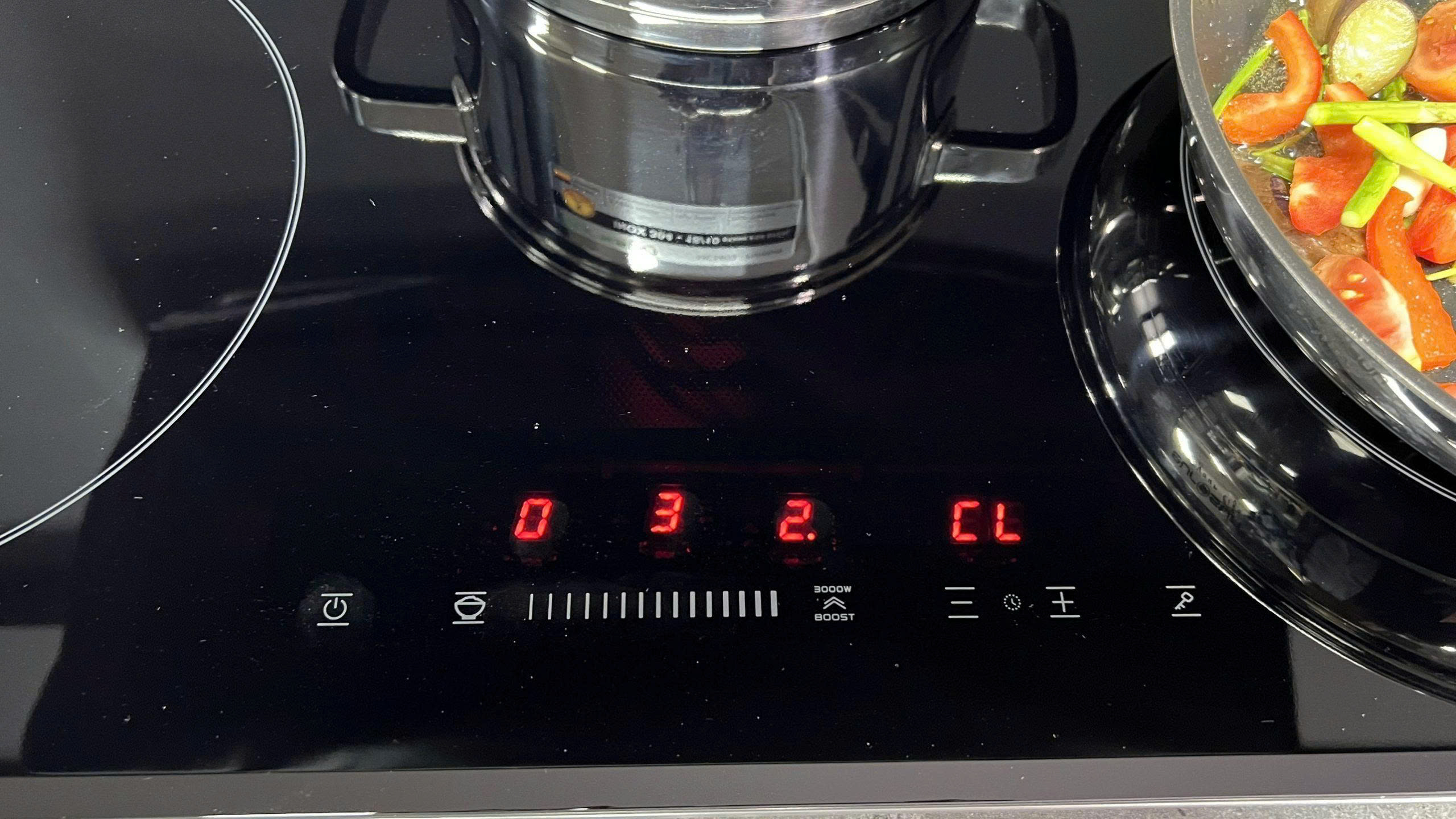 Bếp Từ EU-T881G