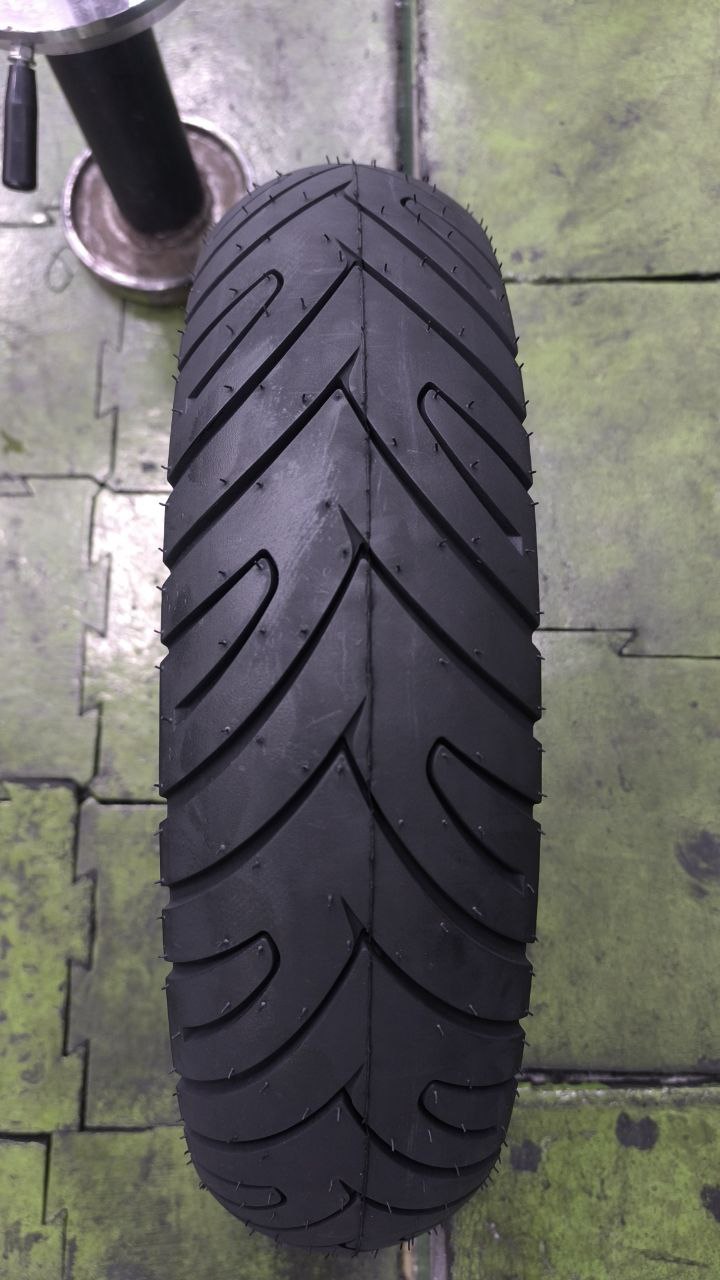 Lốp xe côn tay Ascendo 120/70-17 vỏ gai MT 415