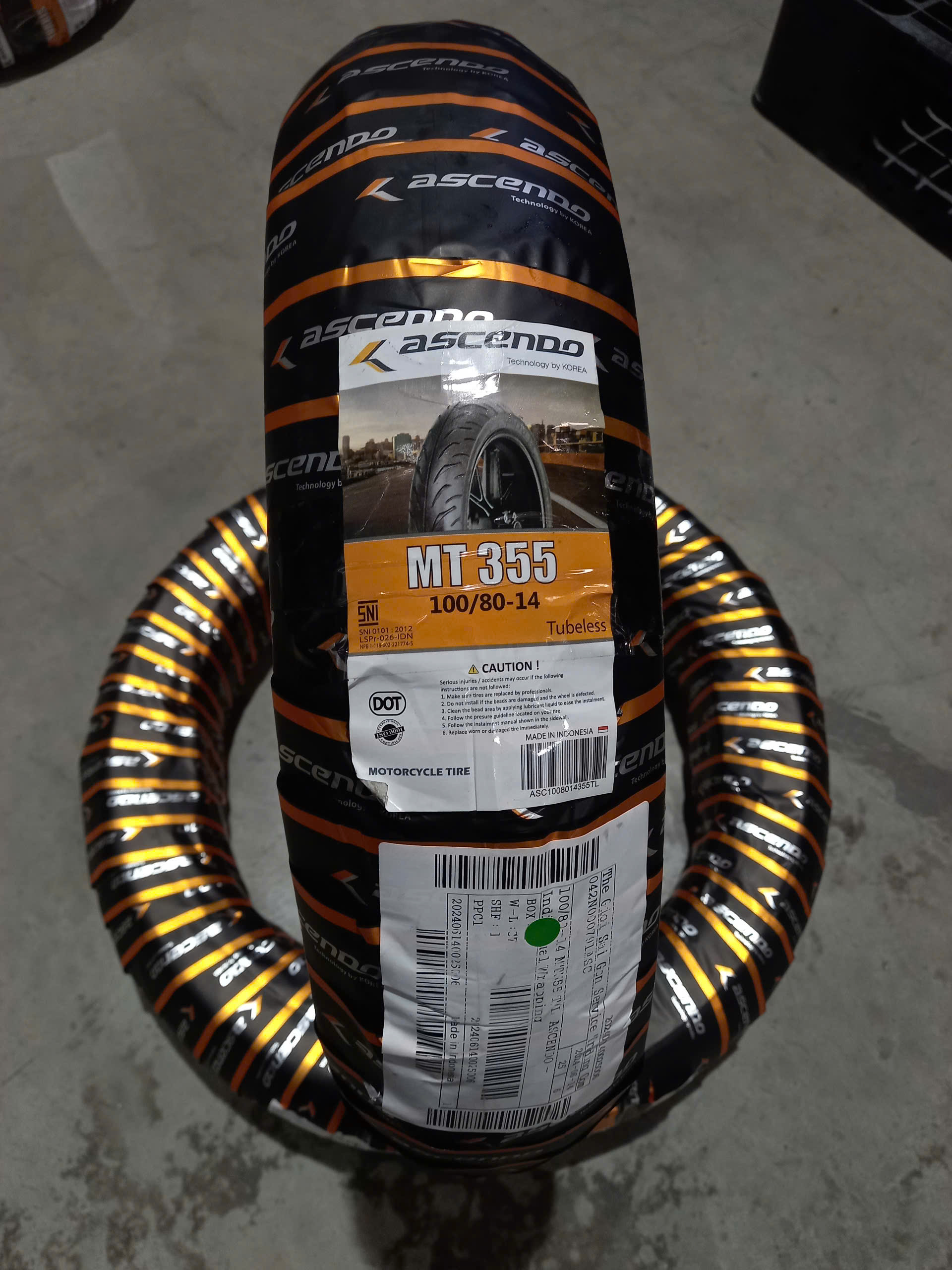 Lốp xe tay ga Ascendo 100/80-14 vỏ gai MT 355