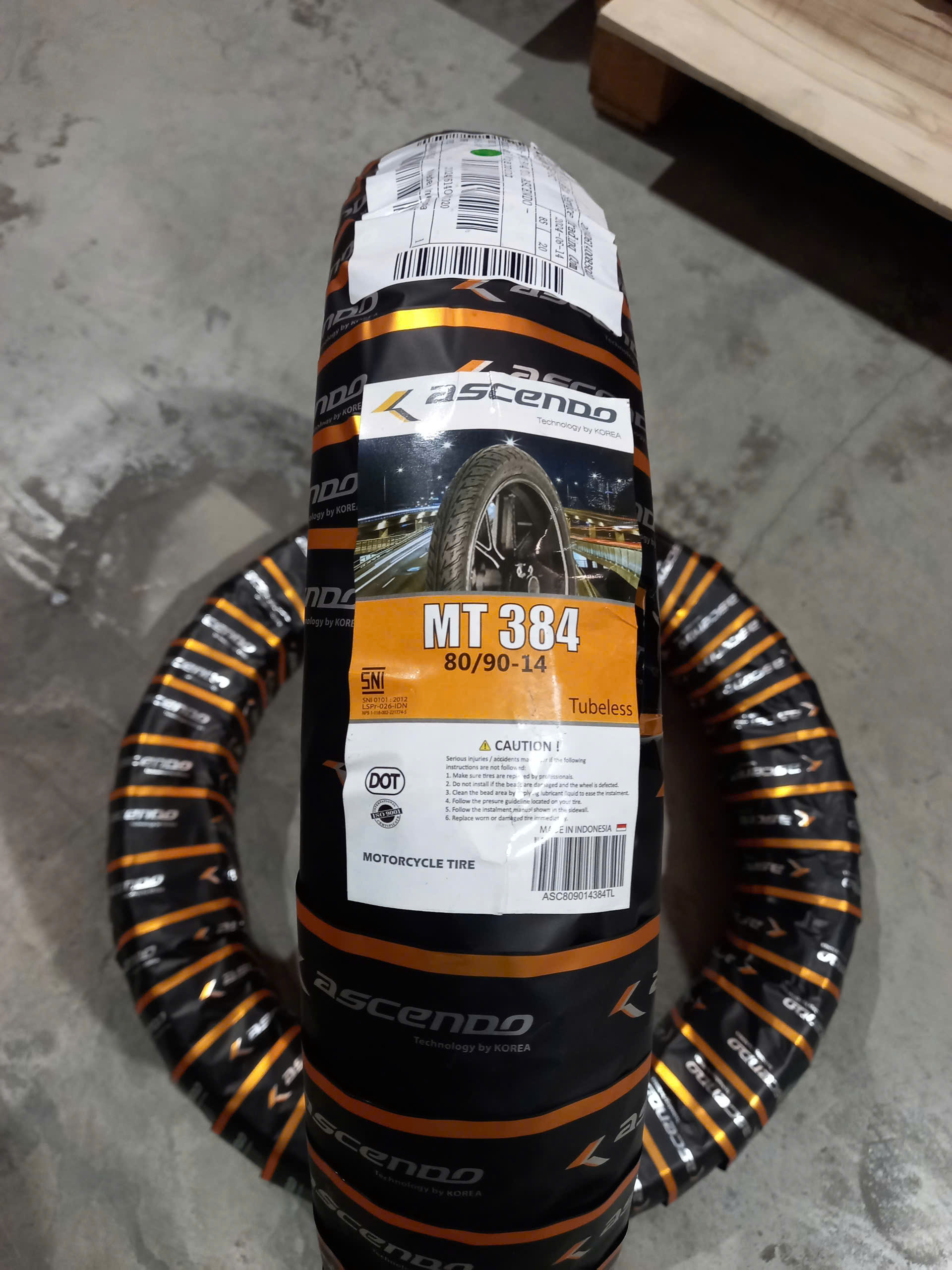 Lốp xe tay ga Ascendo 80/90-14 vỏ gai MT 384