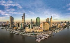 LÃI SUẤT LIÊN TỤC GIẢM, BĐS TRỞ LẠI ĐƯỜNG ĐUA