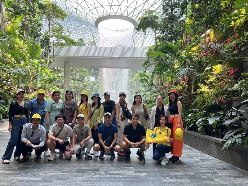 TOUR SINGAPORE - MALAYSIA - INDONESIA 6N5Đ