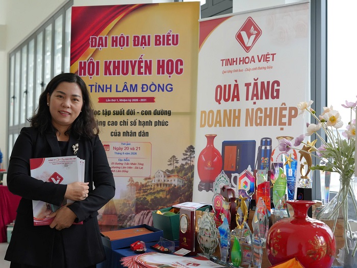 Sản phẩm Tinh Hoa Việt khoe sắc tại Đại hội Hội khuyến học Lâm Đồng