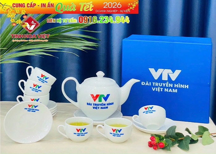 Tinh Hoa Việt kể câu chuyện Tết Việt bằng sản phẩm quà tặng