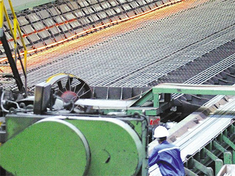 Khó khăn còn kéo dài với doanh nghiệp sản xuất thép