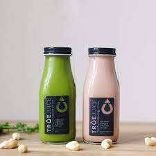 Chai Thủy Tinh Dáng Starbuck 300ml, Nắp Kim Loại Đựng Sữa, Cafe, Nước Ép Các Loại - North Star Việt Nam