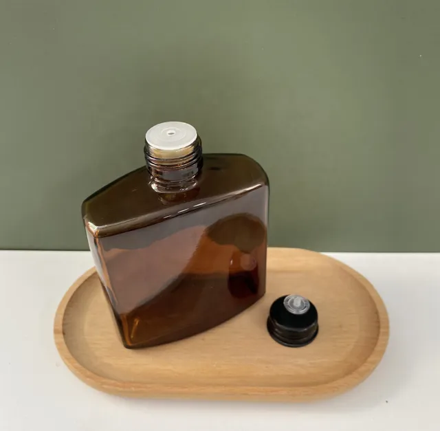 Chai Thủy Tinh Dẹt Vuông Nắp Nhôm 100ml 250ml, Đựng Cà Phê, Trà Sữa, Nước Trái Cây - North Star Packing