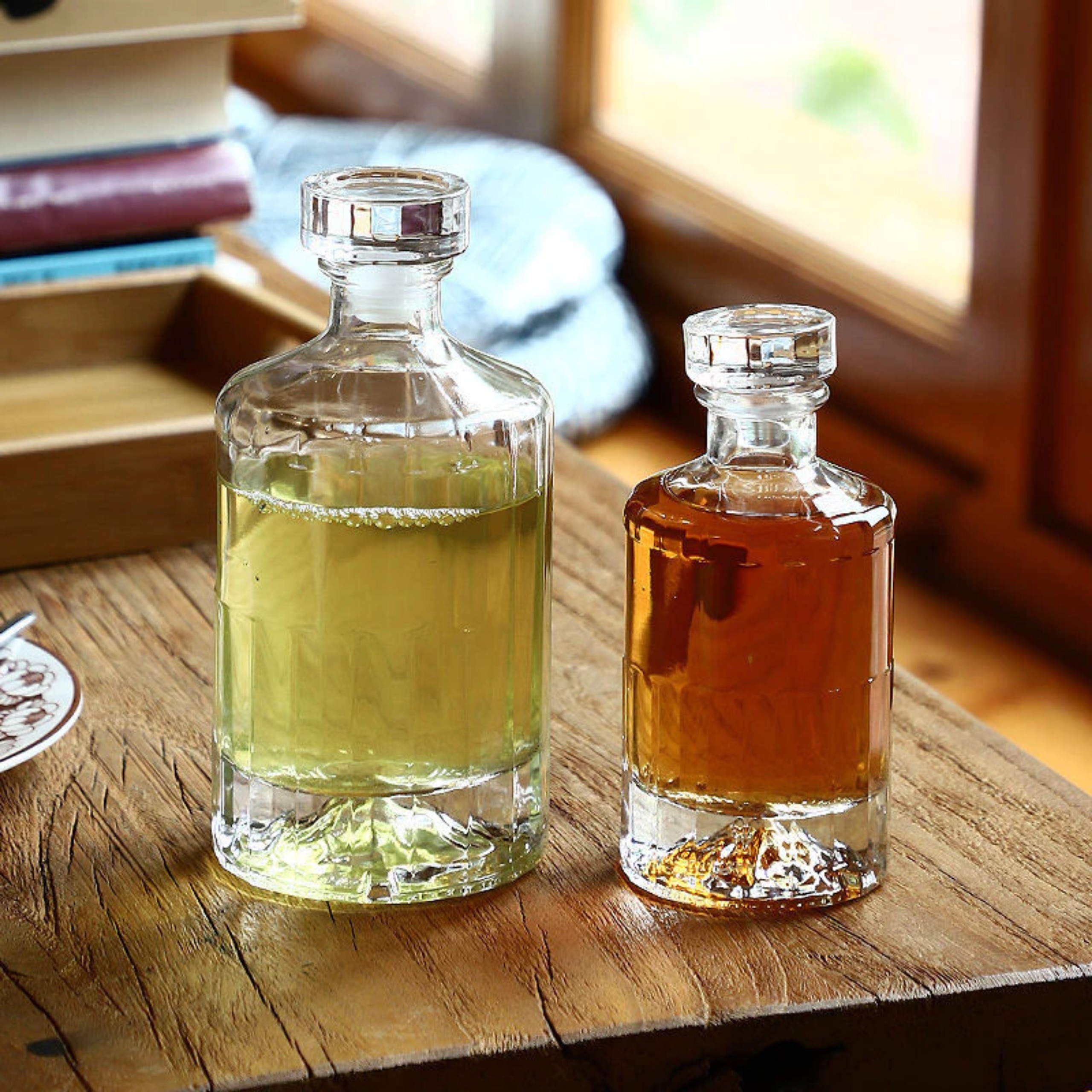 Chai Thủy Tinh Đựng Rượu Cao Cấp 500ml 750ml Mẫu Chai Hibiki, Thiết Kế Sang Trọng - North Star Packing