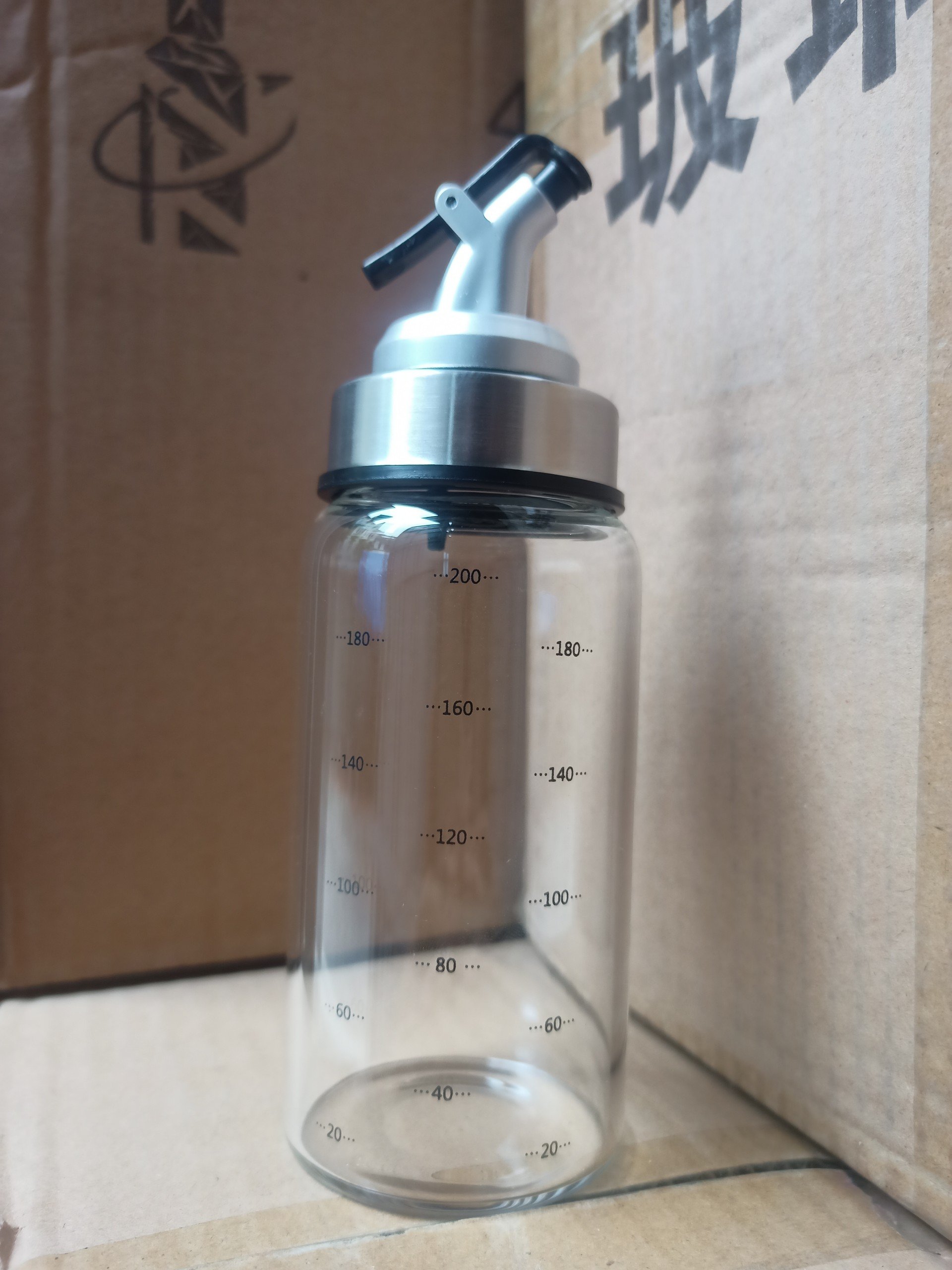 Chai Thủy Tinh Đựng Dầu Ăn, Nước Mắm, Xì Dầu 200ml 300ml 500ml, Có Vạch Chia, Vòi Rót, Chất Liệu Thủy Tinh Borosilicate