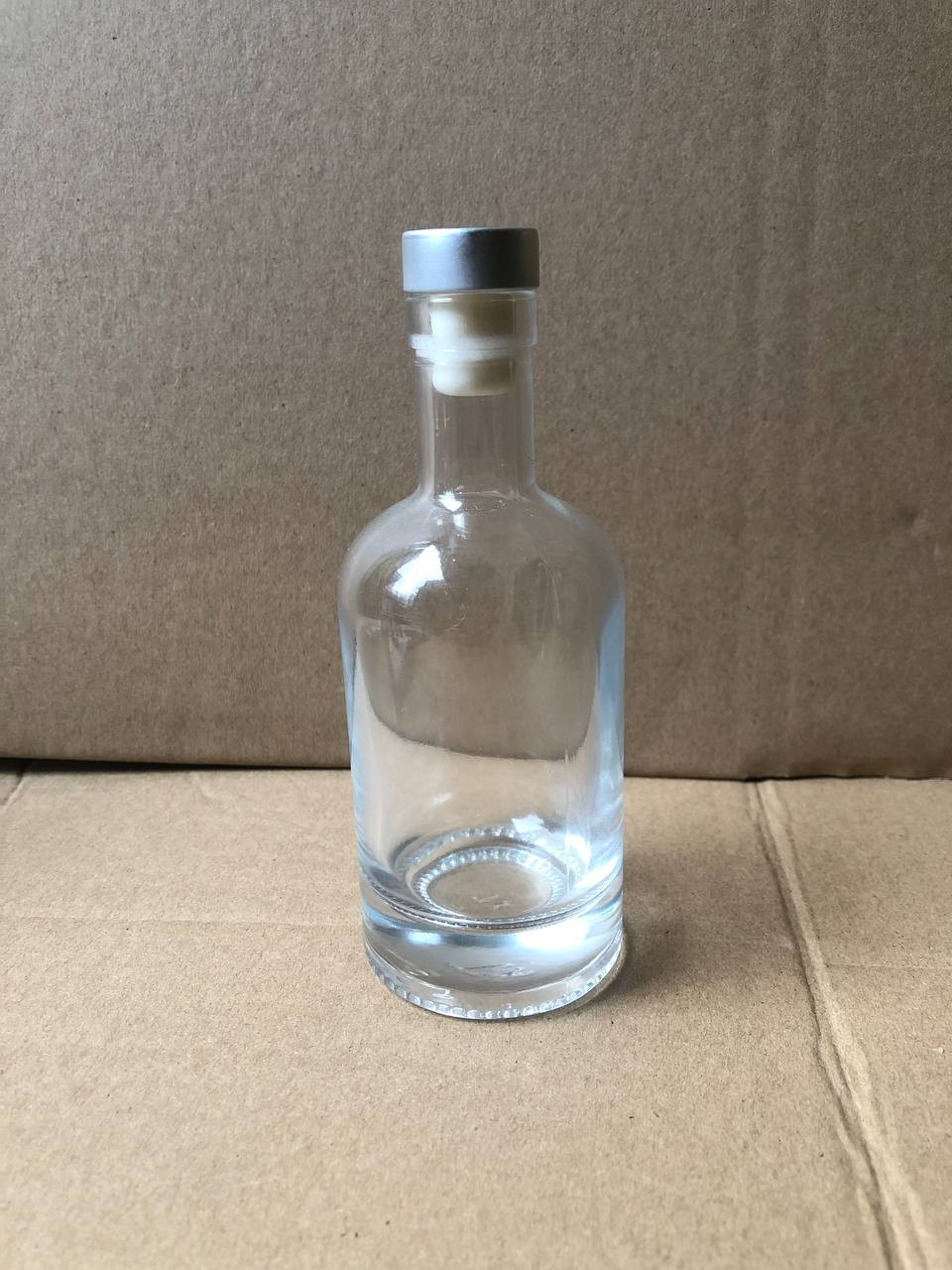 Chai Thủy Tinh Vodka/Vỏ Chai Đựng Rượu, Nút Cao Su Bọc Nhôm Vàng, Dung Tích 100ml 200ml 375ml 500ml 750ml 1000ml - North Star Packing