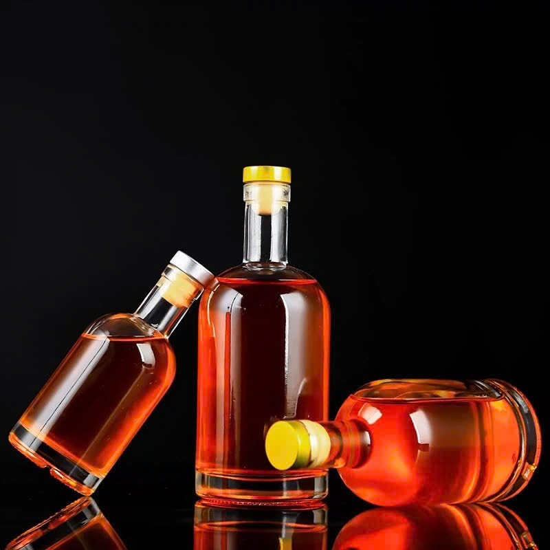 Chai Thủy Tinh Vodka/Vỏ Chai Đựng Rượu, Nút Cao Su Bọc Nhôm Vàng, Dung Tích 100ml 200ml 375ml 500ml 750ml 1000ml - North Star Packing