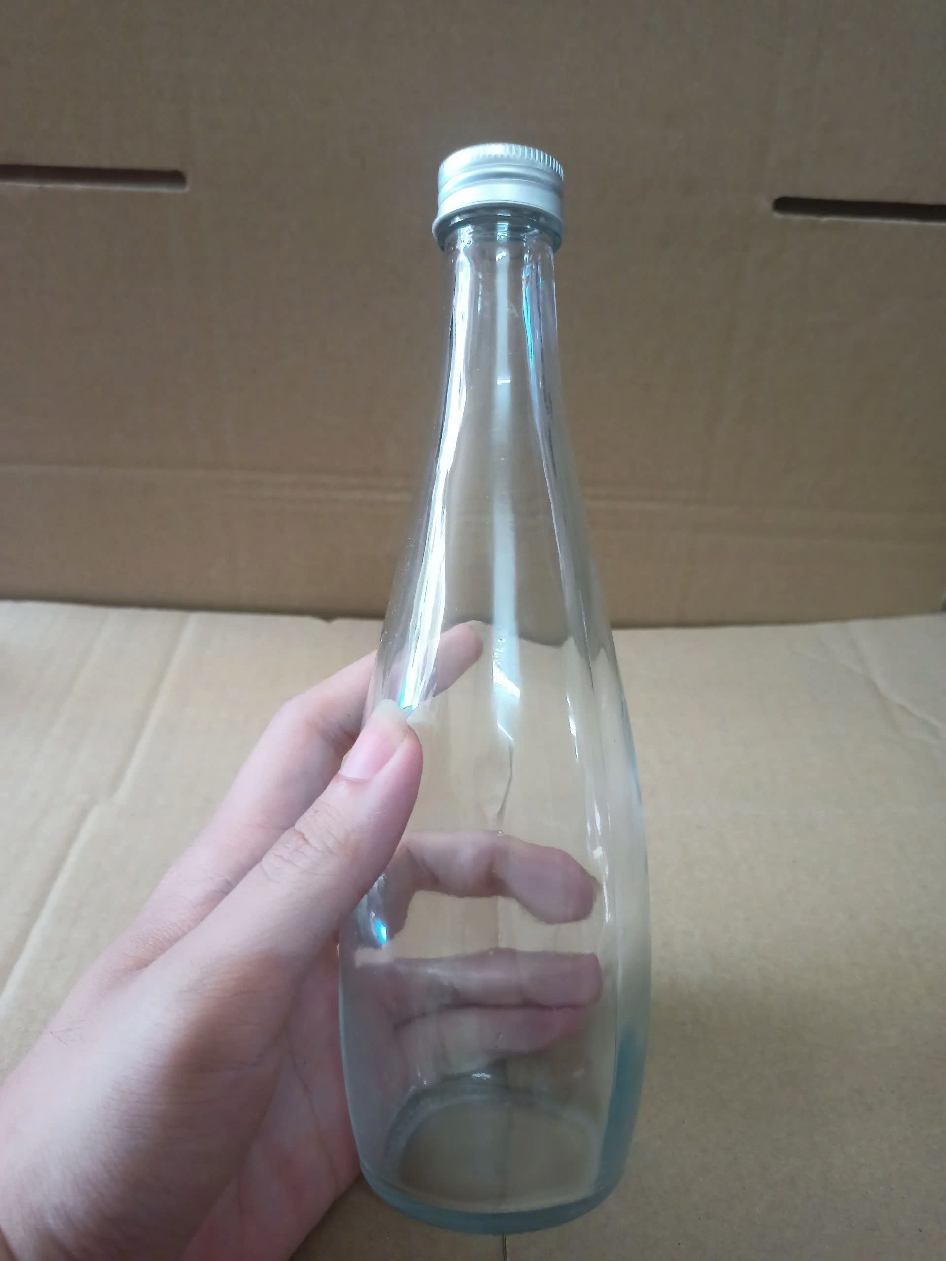 Chai Giọt Nước Dáng Bầu, Đế Mỏng 500ml Đựng Nước Khoáng, Rượu, Đồ Uống - North Star Packing