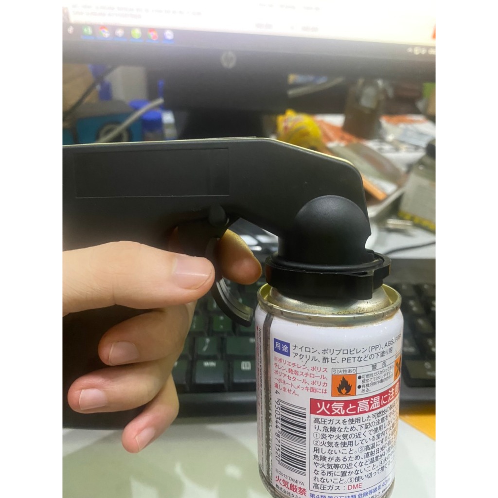 Giá đỡ gài bình xịt sơn mô hình - Special hand paint spray gun rack ...