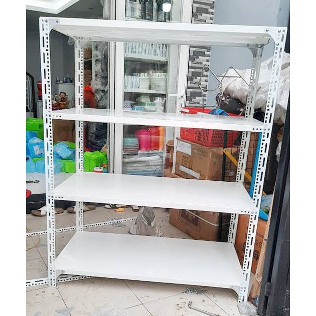 Lắp đặt kệ v lỗ ở Cam Ranh