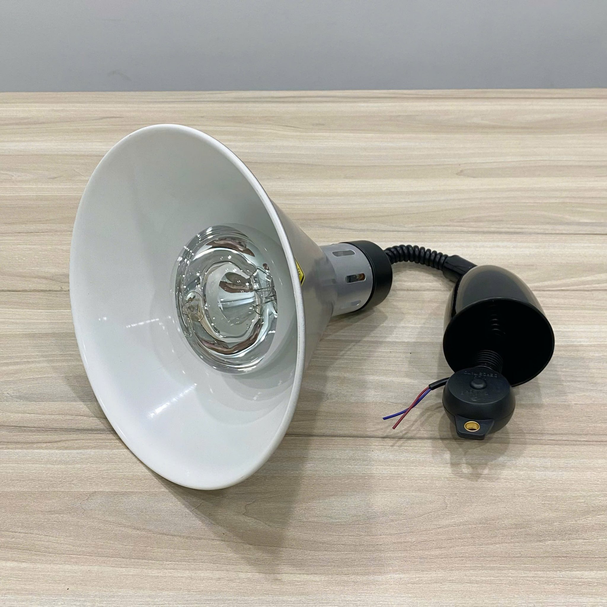 Đèn hâm nóng thức ăn ( trắng ) 121116W