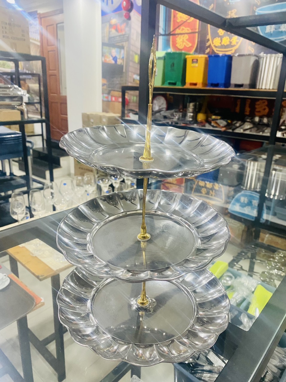 Khay trang trí bánh 3 tầng - trắng