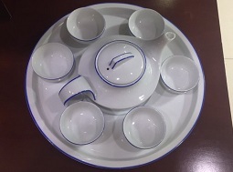 Bộ ấm trà sứ 01 viền xanh Long phương