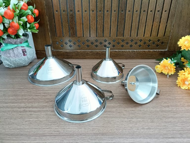 Phễu inox (13cm) Z315