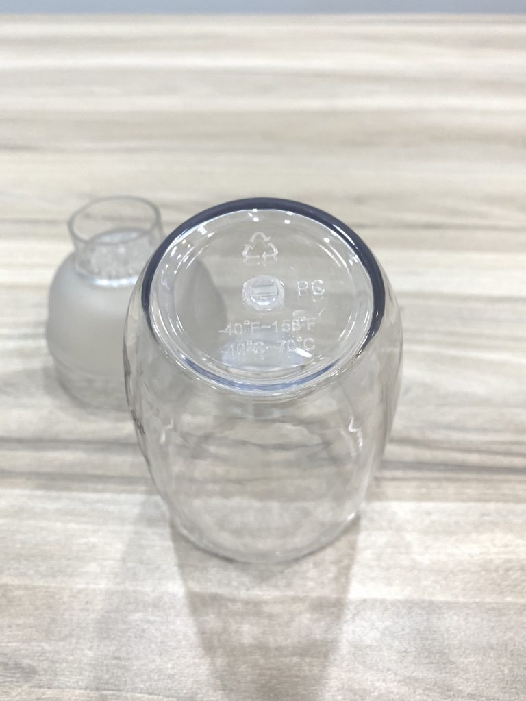 Shaker nhựa 700ml B1007