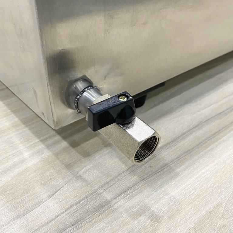 Tủ giữ nóng thức ăn 3 ngăn TC03