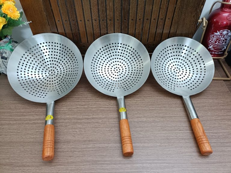 Vợt xương inox cán gỗ #30 182502